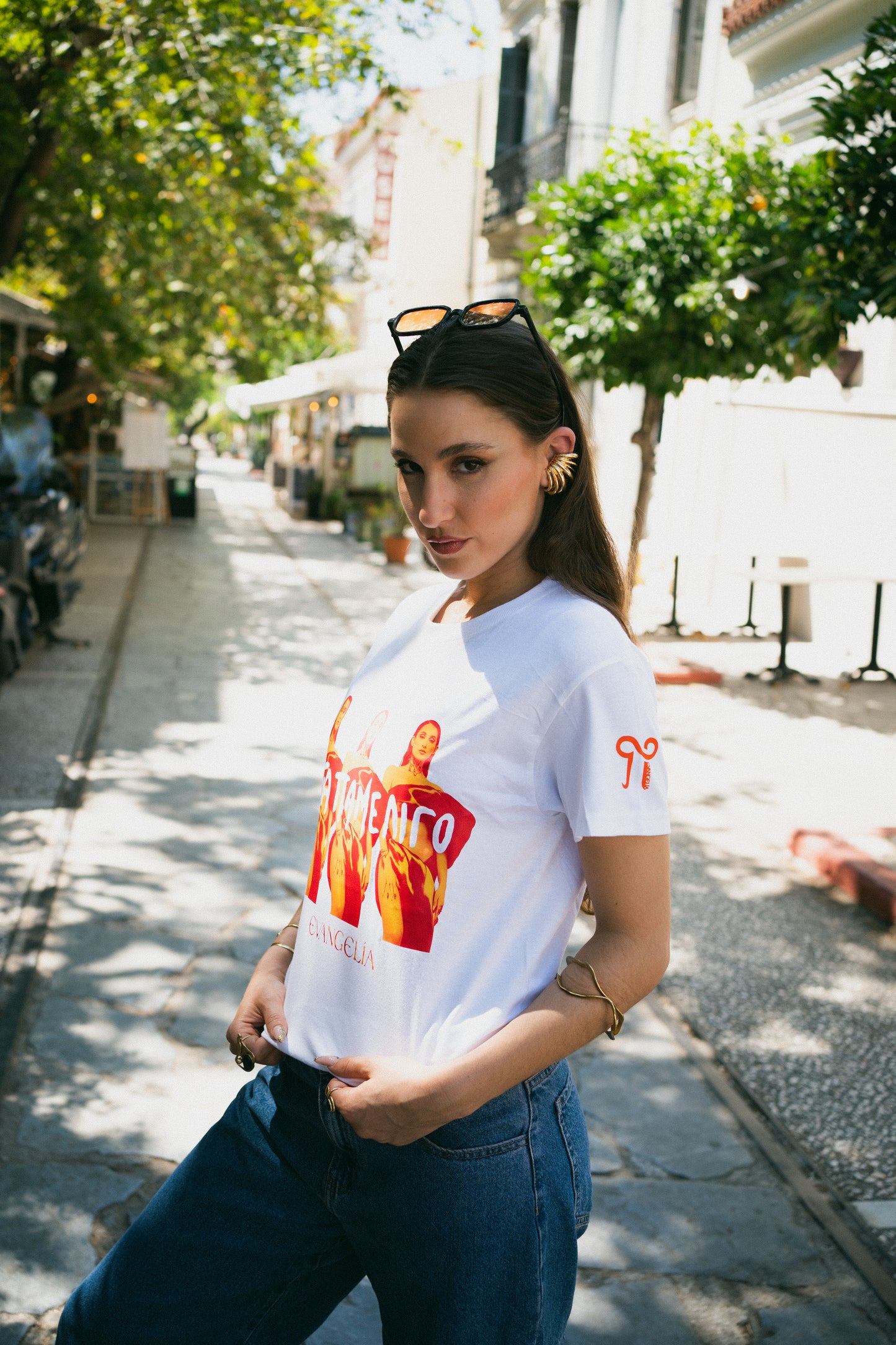 'Gia Pame Ligo' T-Shirt + Signed Album Art Card